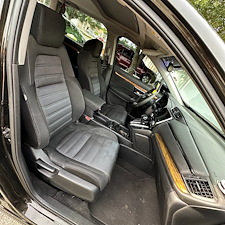 Forget-Flowers-This-Is-How-You-Surprise-Mom-SUV-Interior-Detailing-in-Orlando 30